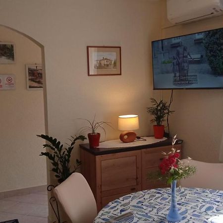 Apartman Rino Basanija Bagian luar foto