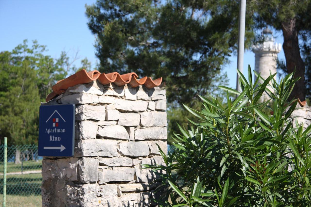 Apartman Rino Basanija Bagian luar foto